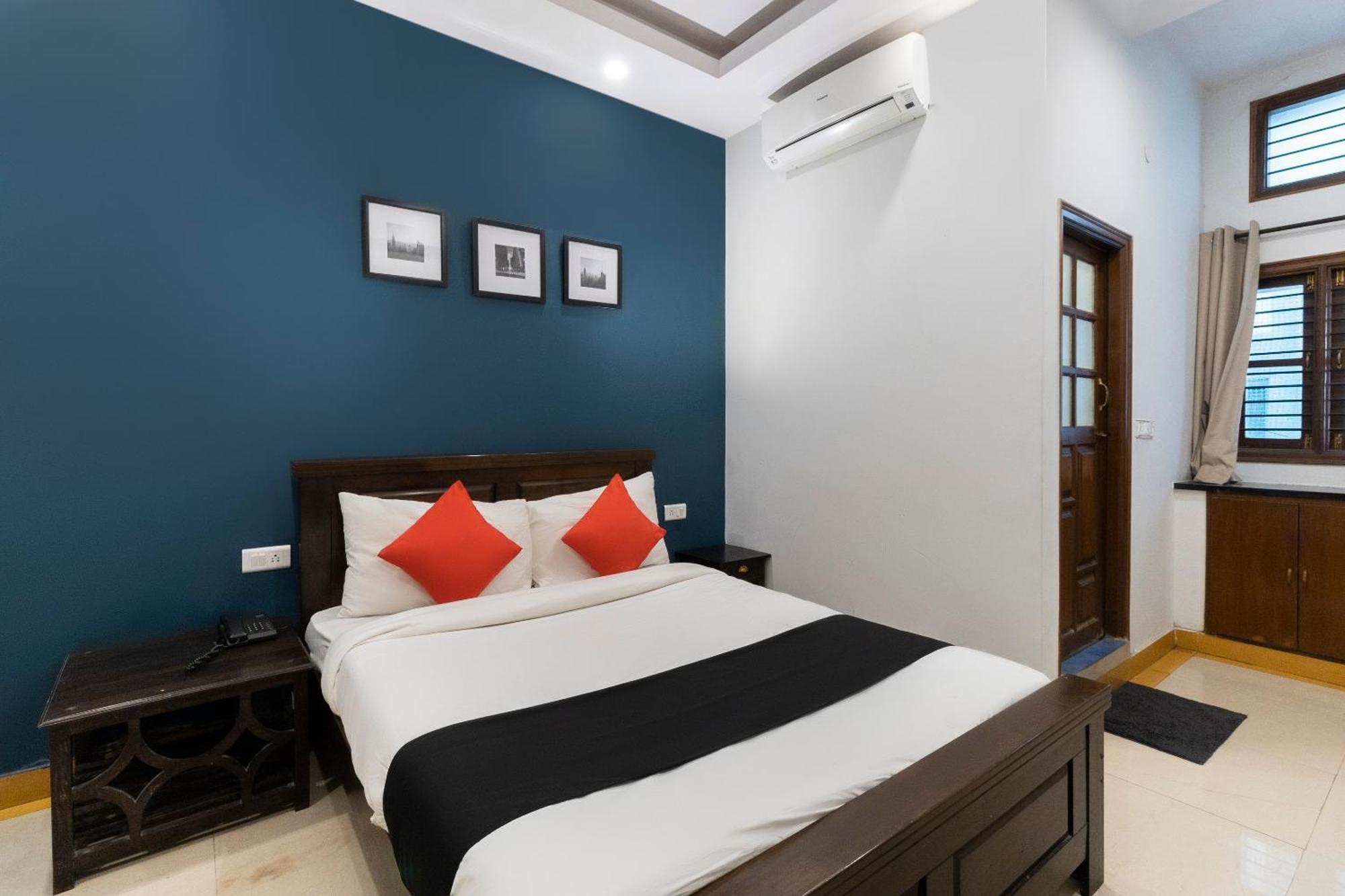 Collection O Victorian Comforts Bangalore Exterior photo